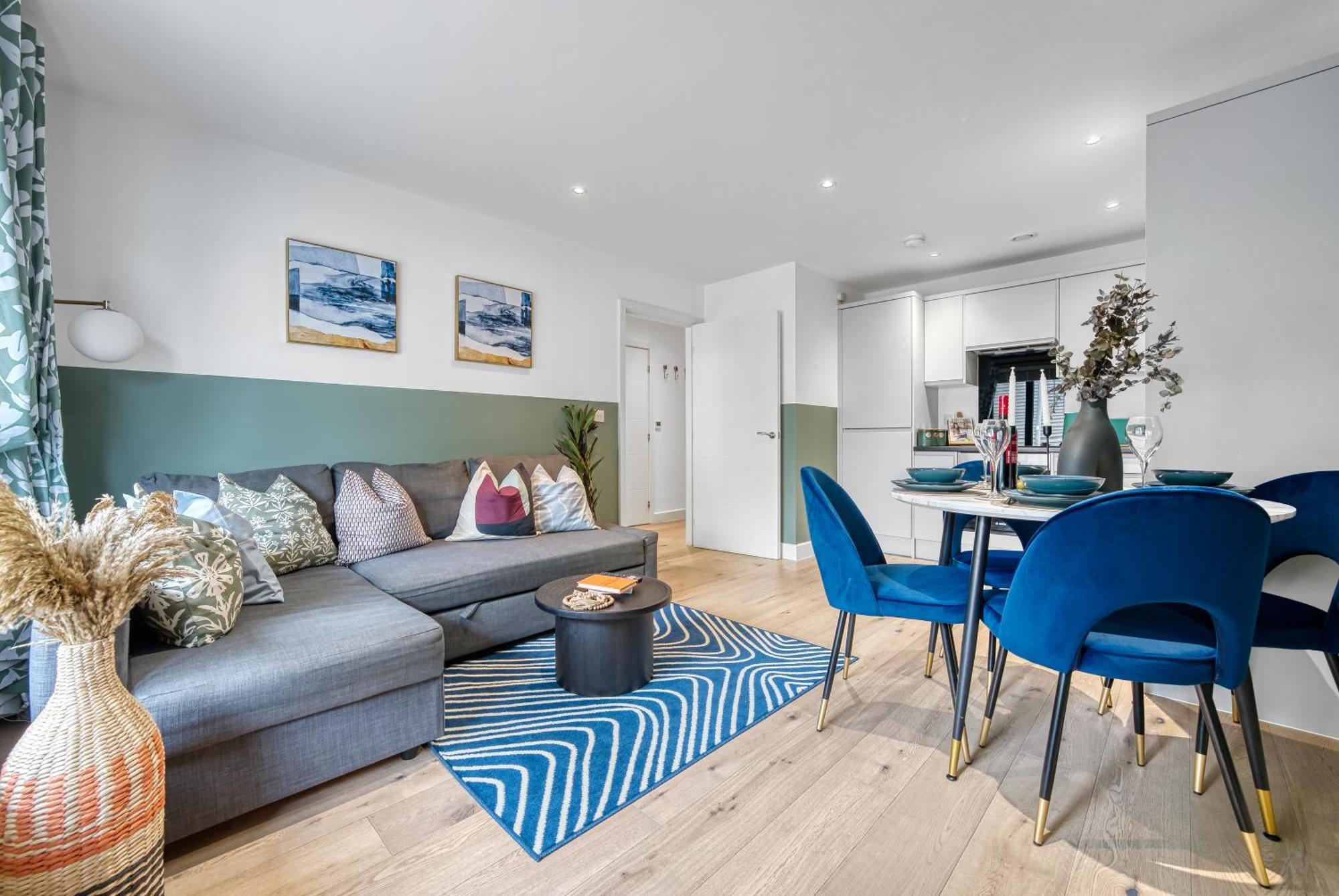 1 Bedroom Ocean Village Luxurious, Stylish & Cosy Apartment, Central Location In Southampton, Sleeps 4 - Summer Special Offer! - By Blue Puffin Stays المظهر الخارجي الصورة